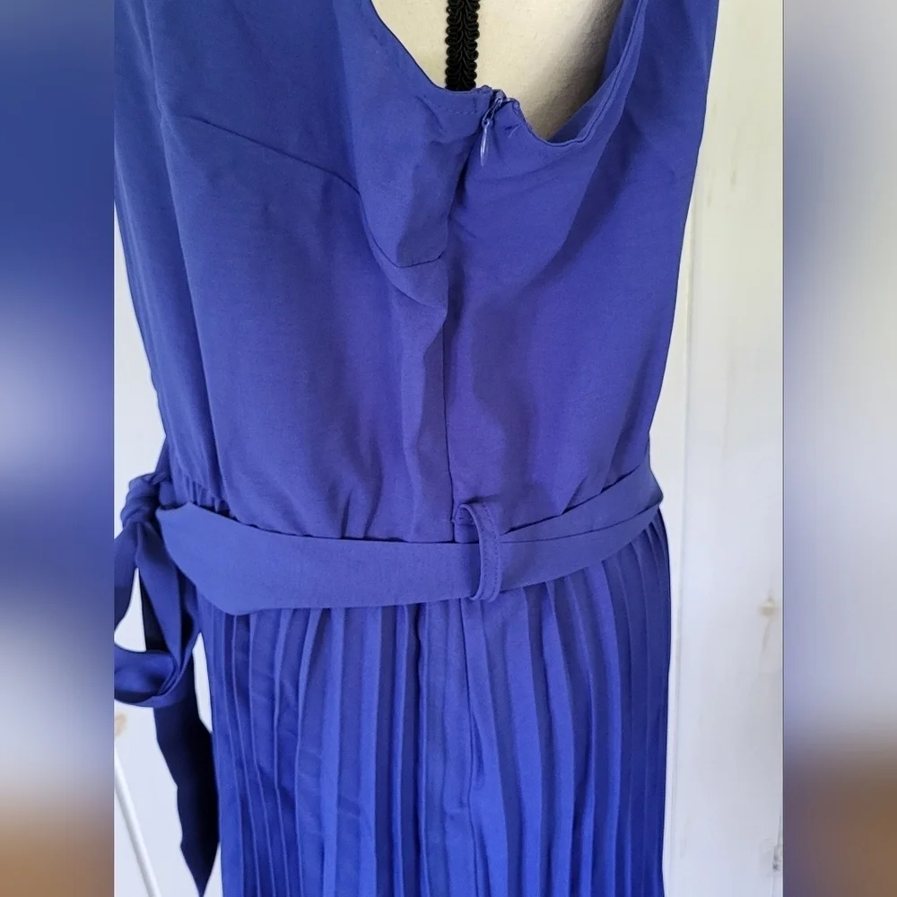 KIRUNDO Summer Sleeveless Halter Neck Pleated Midi Cocktail Dresses - Picture 4 of 10
